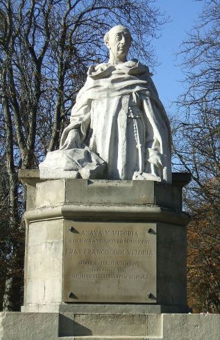 800px-Vitoria_-_Paseo_Fray_Francisco2.JPG